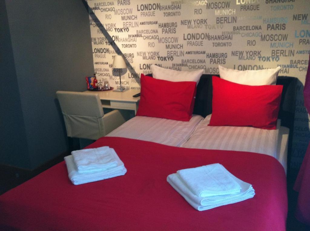 Alex Rooms Zwanenburg Rum bild