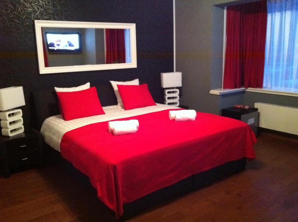 Alex Rooms Zwanenburg Rum bild