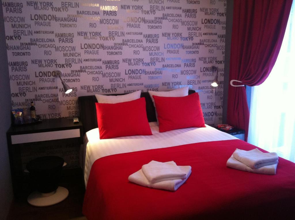Alex Rooms Zwanenburg Rum bild
