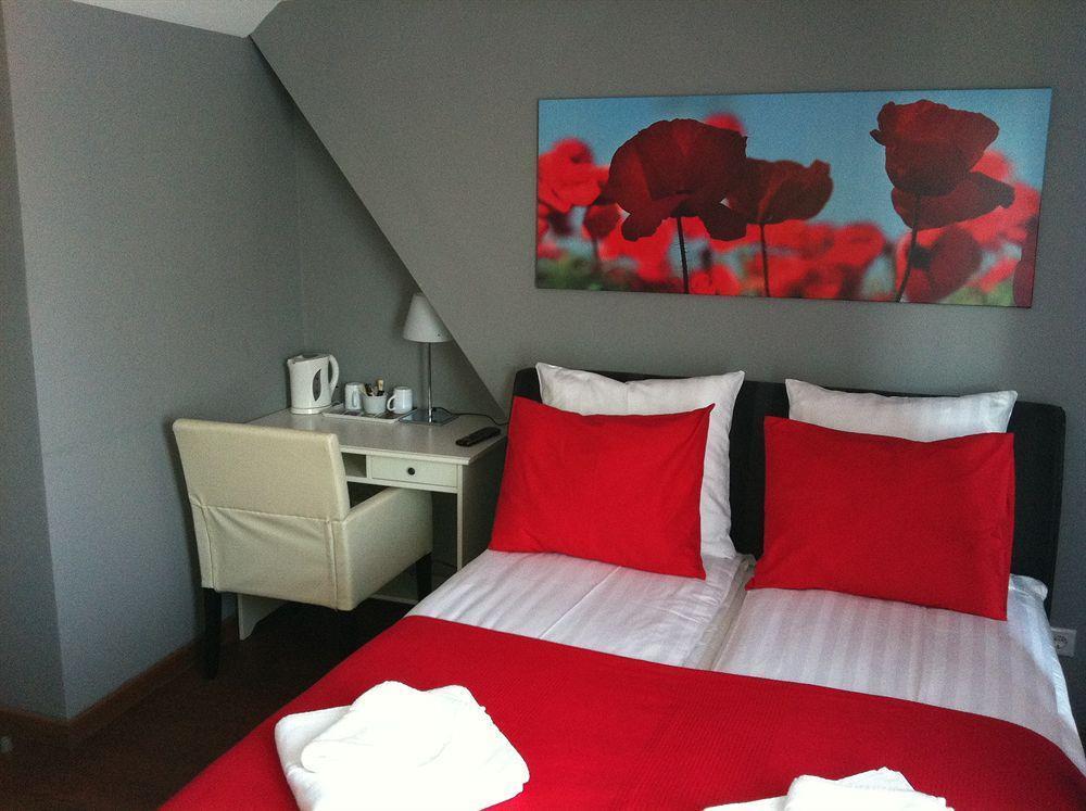 Alex Rooms Zwanenburg Exteriör bild