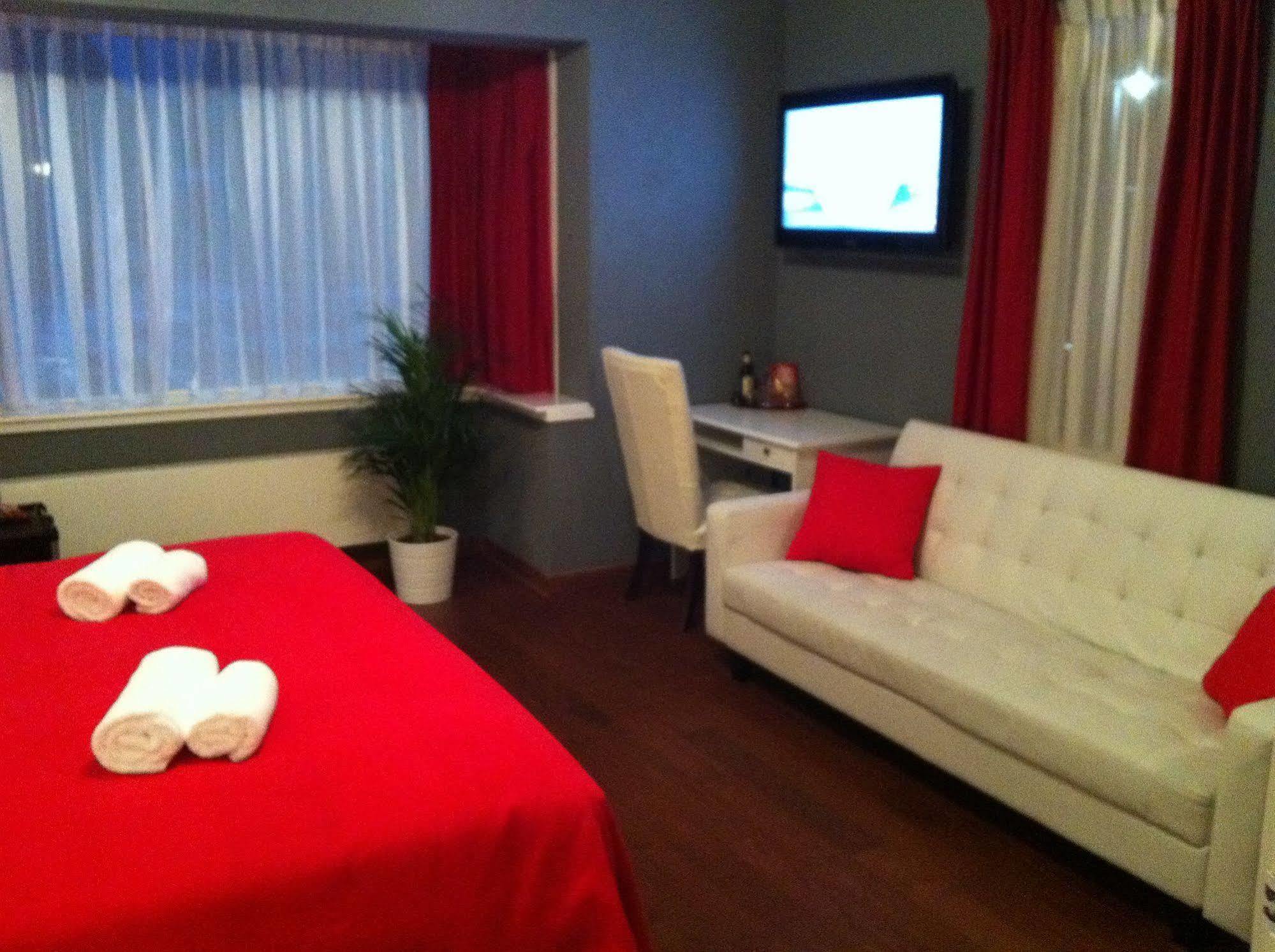 Alex Rooms Zwanenburg Exteriör bild
